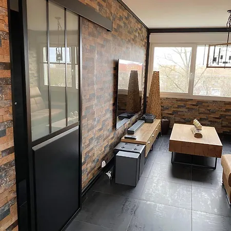 Au Petit Bonheur Imprevu Apartment Douai